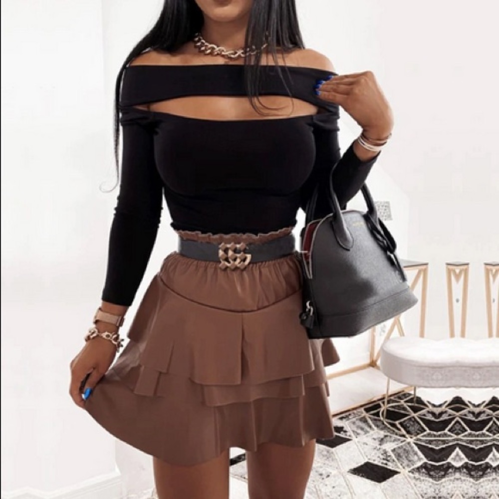 Brown high waist ruffle skirt